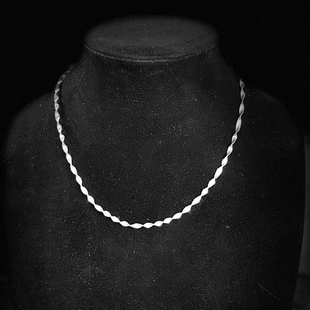 Elegant Vintage Sterling Silver Twist Chain - 18”